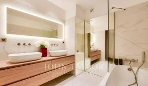 Sale Apartment Paris 7ème