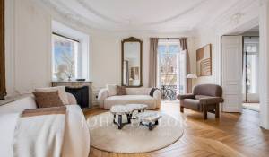 Sale Apartment Paris 7ème
