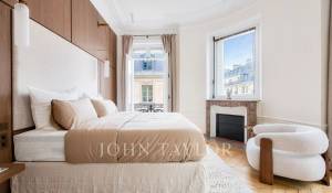 Sale Apartment Paris 7ème