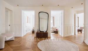 Sale Apartment Paris 7ème