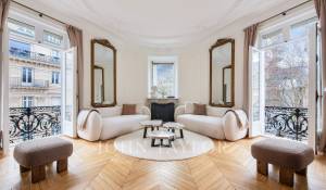 Sale Apartment Paris 7ème