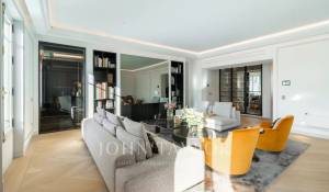 Sale Apartment Paris 7ème