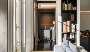 Sale Apartment Paris 7ème