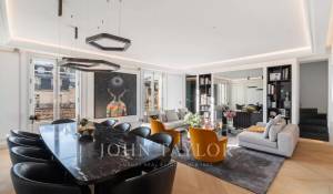 Sale Apartment Paris 7ème