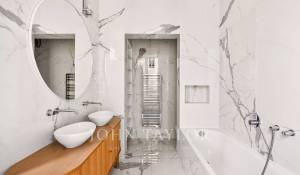 Sale Apartment Paris 7ème