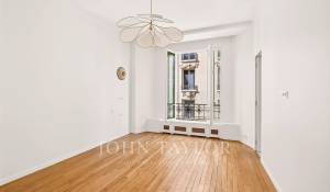 Sale Apartment Paris 7ème