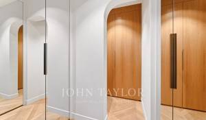 Sale Apartment Paris 7ème