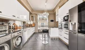 Sale Apartment Paris 7ème