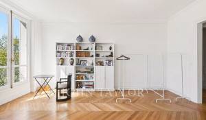 Sale Apartment Paris 7ème