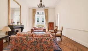 Sale Apartment Paris 7ème