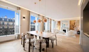 Sale Apartment Paris 7ème
