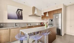Sale Apartment Paris 7ème