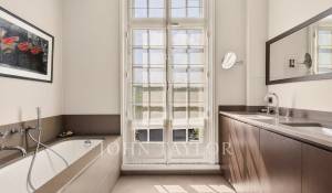 Sale Apartment Paris 7ème