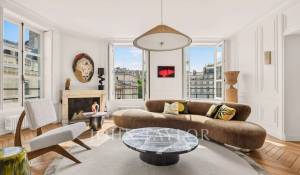 Sale Apartment Paris 7ème