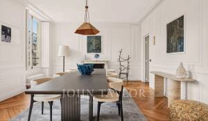 Sale Apartment Paris 7ème