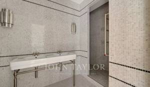 Sale Apartment Paris 7ème