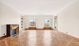 Sale Apartment Paris 7ème