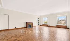 Sale Apartment Paris 7ème