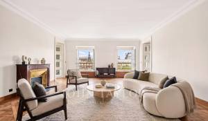 Sale Apartment Paris 7ème