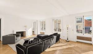 Sale Apartment Paris 7ème