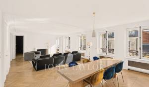Sale Apartment Paris 7ème