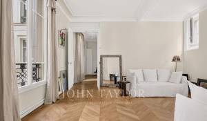 Sale Apartment Paris 7ème
