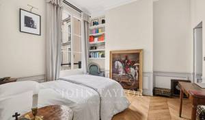 Sale Apartment Paris 7ème