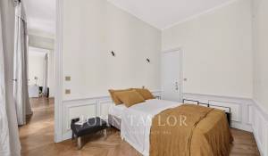 Sale Apartment Paris 7ème