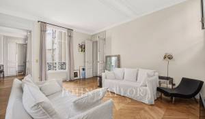 Sale Apartment Paris 7ème