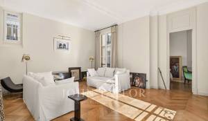 Sale Apartment Paris 7ème