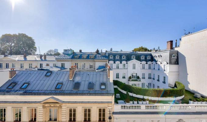 Sale Apartment Paris 7ème