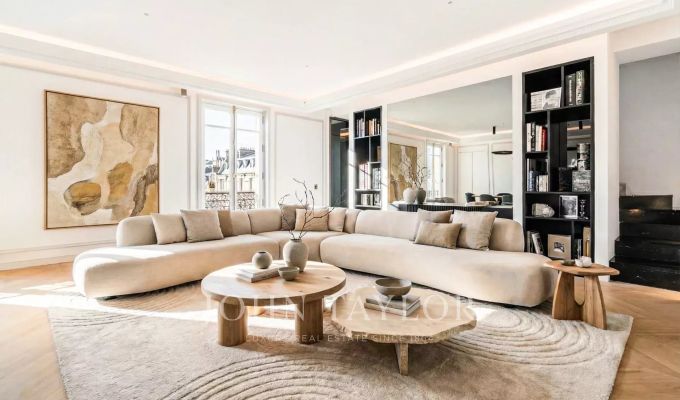 Sale Apartment Paris 7ème