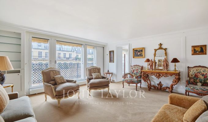 Sale Apartment Paris 7ème