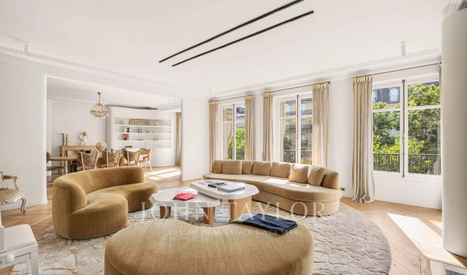 Sale Apartment Paris 7ème