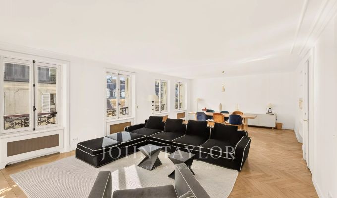 Sale Apartment Paris 7ème