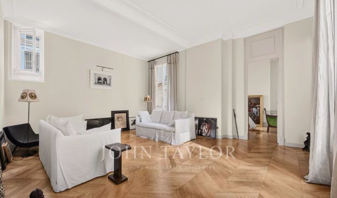 Sale Apartment Paris 7ème