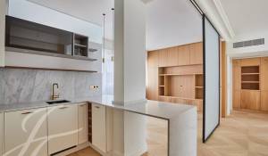 Sale Apartment Paris 8ème