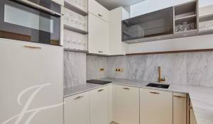 Sale Apartment Paris 8ème