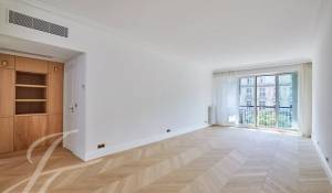 Sale Apartment Paris 8ème