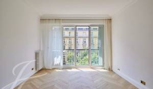 Sale Apartment Paris 8ème