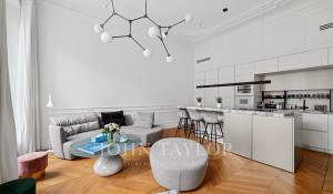 Sale Apartment Paris 8ème