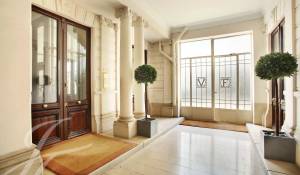 Sale Apartment Paris 8ème