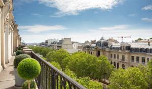 Sale Apartment Paris 8ème