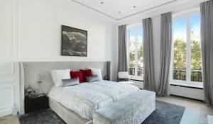 Sale Apartment Paris 8ème