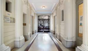 Sale Apartment Paris 8ème