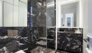 Sale Apartment Paris 8ème