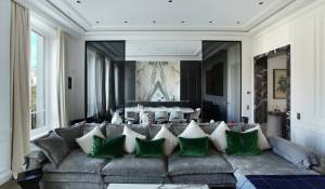 Sale Apartment Paris 8ème