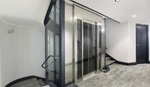 Sale Apartment Paris 8ème