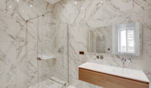 Sale Apartment Paris 8ème