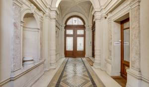 Sale Apartment Paris 8ème